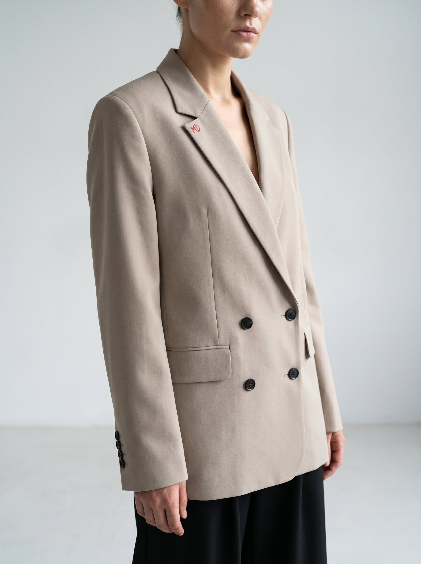 OVERSIZED BLAZER