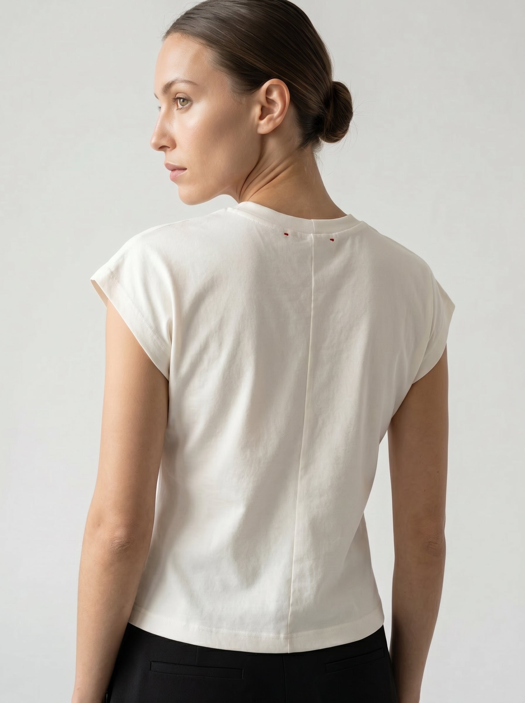 SLEEVELESS JERSEY